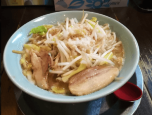 夜鳴き軒のこってり野菜ラーメン